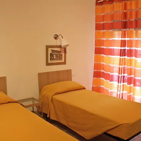 Casa de hóspedes Lo 3*